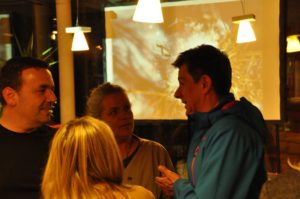 Eröffnung der Fotoausstellung Cimelia von Daniela Brugger aus KarthausInaugurazione di Cimelia, una mostra della fotografa senalese Daniela BruggerOpening of the photography exhibition by the South Tyrolean photographer Daniela Brugger f.l.t.r. Andreas, Hannelore, Daniela, Fabrizio