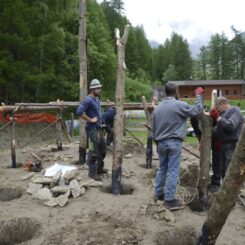Arbeiten für das neue Areal im Freilichtbereich<br />Lavori nellarea nuova della zona allaperto dellarcheoParc della val Senales<br />Working for the new outside area of archeoParc <br /><br />Summer 2016