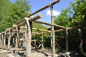 Arbeiten für das neue Areal im FreilichtbereichLavori nellarea nuova della zona allaperto dellarcheoParc della val SenalesWorking for the new outside area of archeoParc Summer 2016