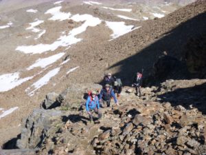 Gletschertour zur Ötzifundstelle mit Hans KammerlanderEscursione alpinistica al luogo di ritrovamento dellUomo venuto dal ghiaccio con Hans KammerlanderMountaineering trip to the findspot of the Iceman with Hans KammerlanderÖtzi Glacier Tour Summer 2016