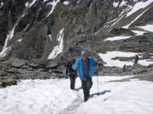 Gletschertour zur Ötzifundstelle mit Hans KammerlanderEscursione alpinistica al luogo di ritrovamento dellUomo venuto dal ghiaccio con Hans KammerlanderMountaineering trip to the findspot of the Iceman with Hans KammerlanderÖtzi Glacier Tour Summer 2016