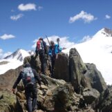 Gletschertour zur Ötzifundstelle mit Hans Kammerlander<br />Escursione alpinistica al luogo di ritrovamento dellUomo venuto dal ghiaccio con Hans Kammerlander<br />Mountaineering trip to the findspot of the Iceman with Hans Kammerlander<br /><br />Ötzi Glacier Tour Summer 2016
