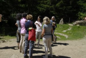 Führung auf der Freilichtbereich-Baustelle mit Johanna NiederkoflerVisita guidata sul cantiere della nuova zona allaperto dellarcheoParc con Johanna NiederkoflerVisit to the construction site with Johanna NiederkoflerJuly 2016
