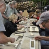 Die archeoParc-Bauwoche 2016<br /> Una settimana allinsegna delle capanne di Ötzi 2016<br />House Building Week 2016<br /><br />July 2016