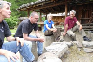 Die archeoParc-Bauwoche 2016 Una settimana allinsegna delle capanne di Ötzi 2016House Building Week 2016July 2016