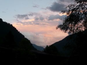 Die archeoParc-Bauwoche 2016 Una settimana allinsegna delle capanne di Ötzi 2016House Building Week 2016July 2016
