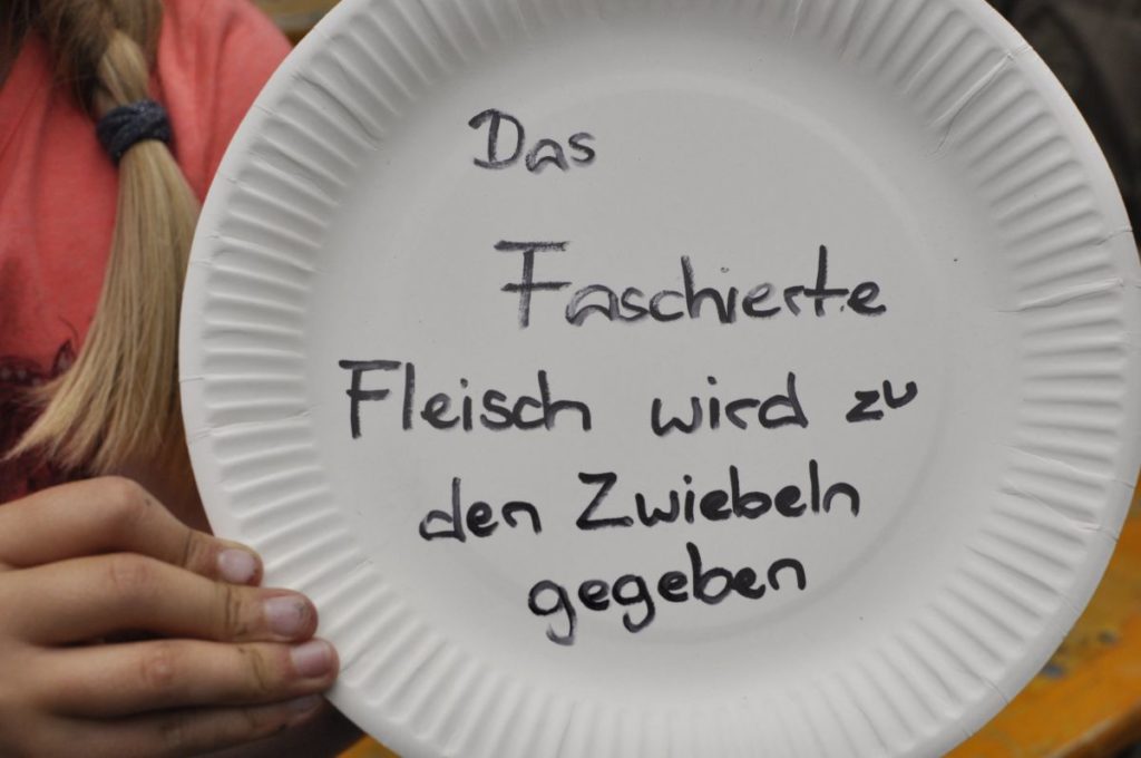 Faschiertes<br/>Carne macinata<br/>Minced meat<br/><br/>Kindersommer Schnals<br/>July 2017