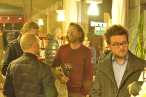 Vortrag Bodenschätze. Archäologische Neuigkeiten aus Schnals von Dr. Hubert SteinerConferenza sulle novità archeologiche nella Val Senales di Dr. Hubert SteinerPresentatione Bodenschätze by Dr. Hubert SteinerOctober 2017