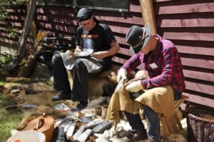 Internationales Steinschlägersymposium 2019 im archeoParc SchnalstalConferenza internazionale della scheggiatura della pietra 2019 nellarcheoParc Val SenalesInternational Flint Knapping Symposium 2019 at the archeoParc Val Senales in northern ItalyarcheoParc SchnalstalSpring 2019